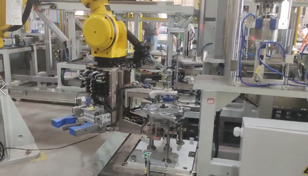 Planetary variable speed oil-cooled eAxle production line